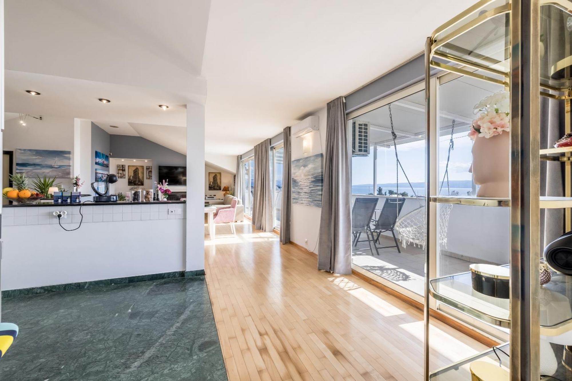 Urban Utopia Penthouse With Private Parking スプリト エクステリア 写真