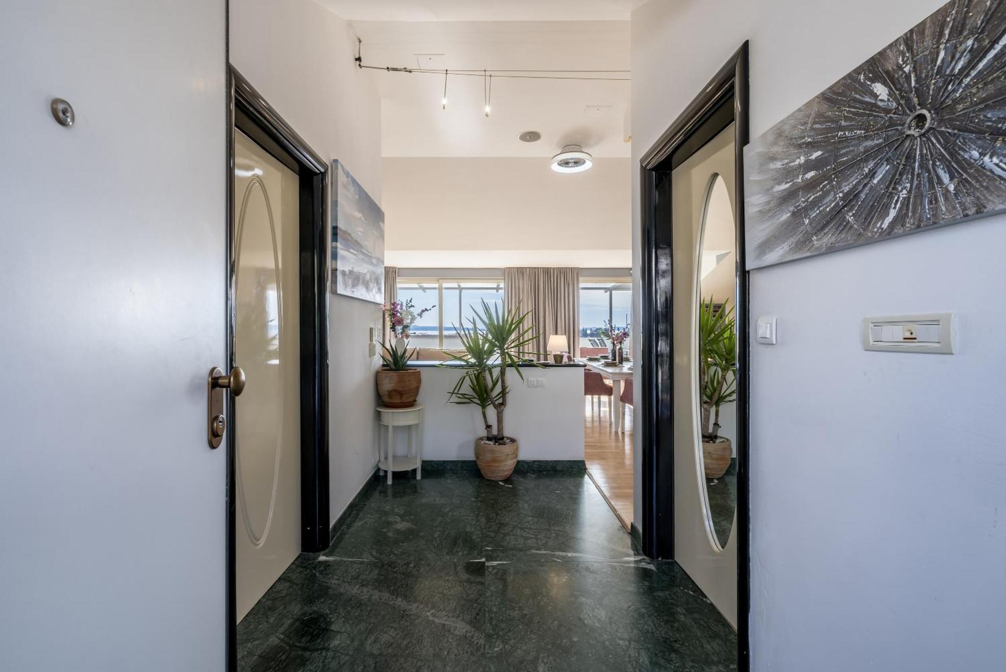 Urban Utopia Penthouse With Private Parking スプリト エクステリア 写真